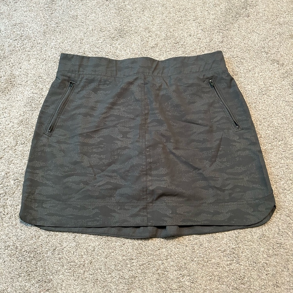 Orvis Skort Athletic Golf Tennis‎ Skirt Green Camo Activewear